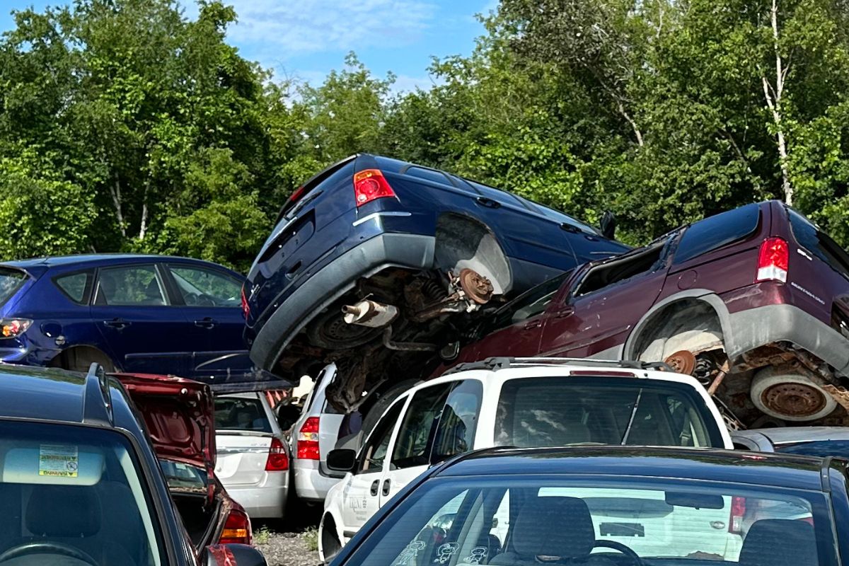 Non-Metallic Car Parts Recycling