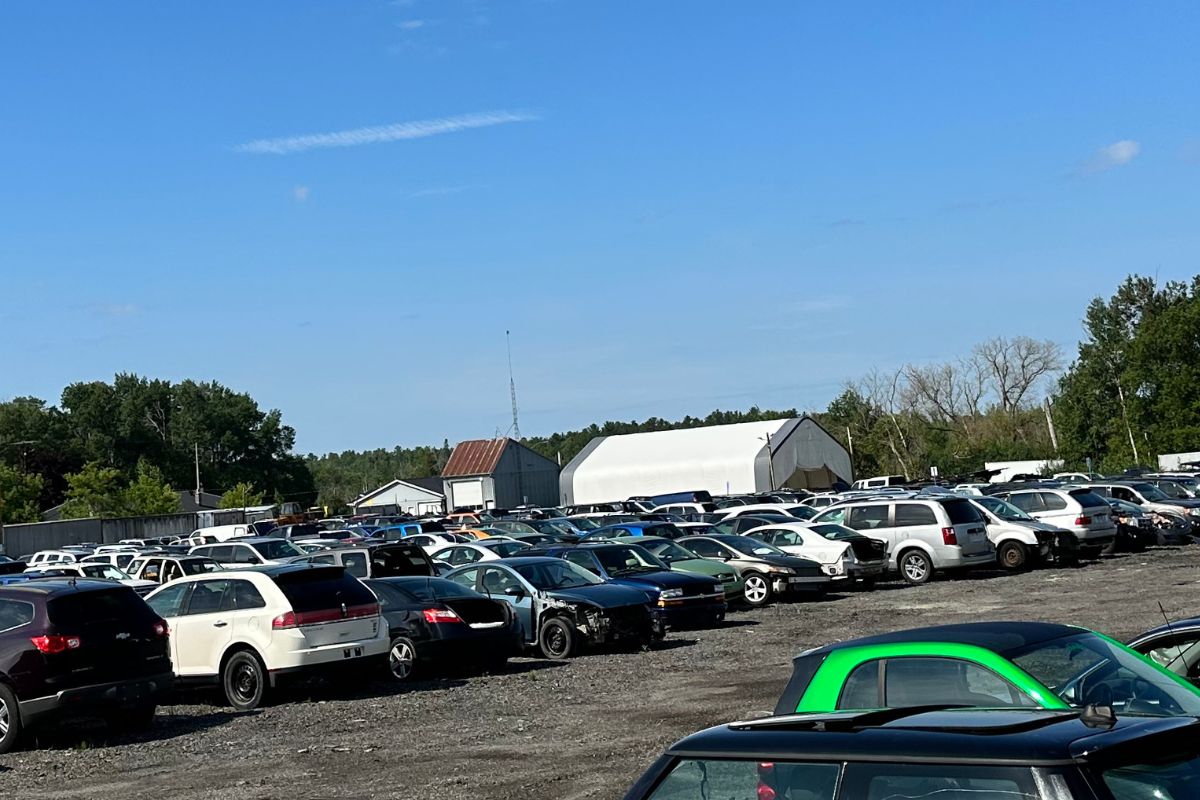Car Scrap Yard In Toronto To Sell Your Scrap Car Car Scrap Yard In Toronto To Sell Your Scrap Car
