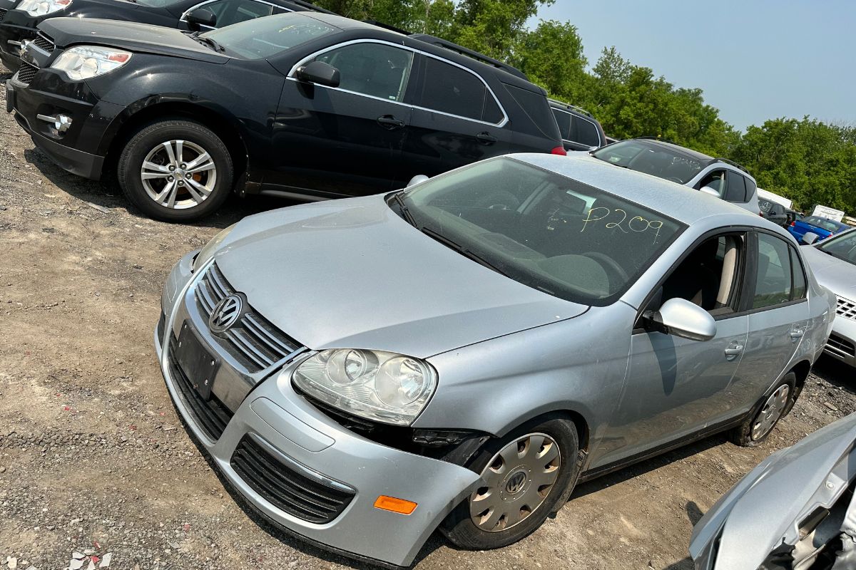 Hidden Costs of Keeping a Junk Car