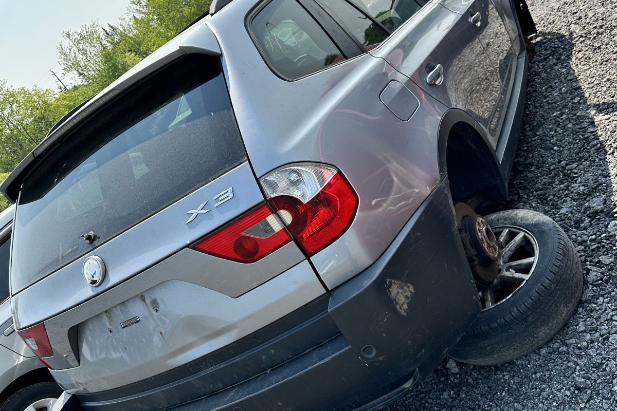 Eco-Friendly Scrap Car Recycling in Halton Region, Ontario